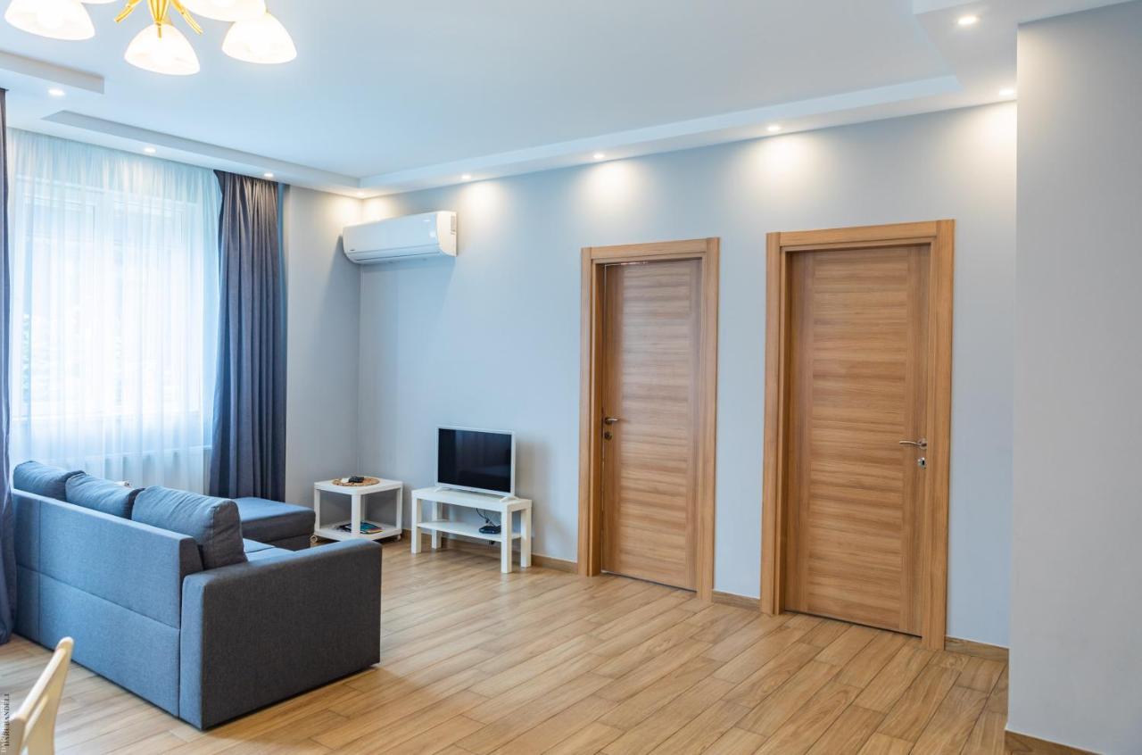 Apartment By The Sheraton Batumi Kültér fotó