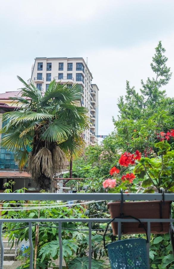 Apartment By The Sheraton Batumi Kültér fotó